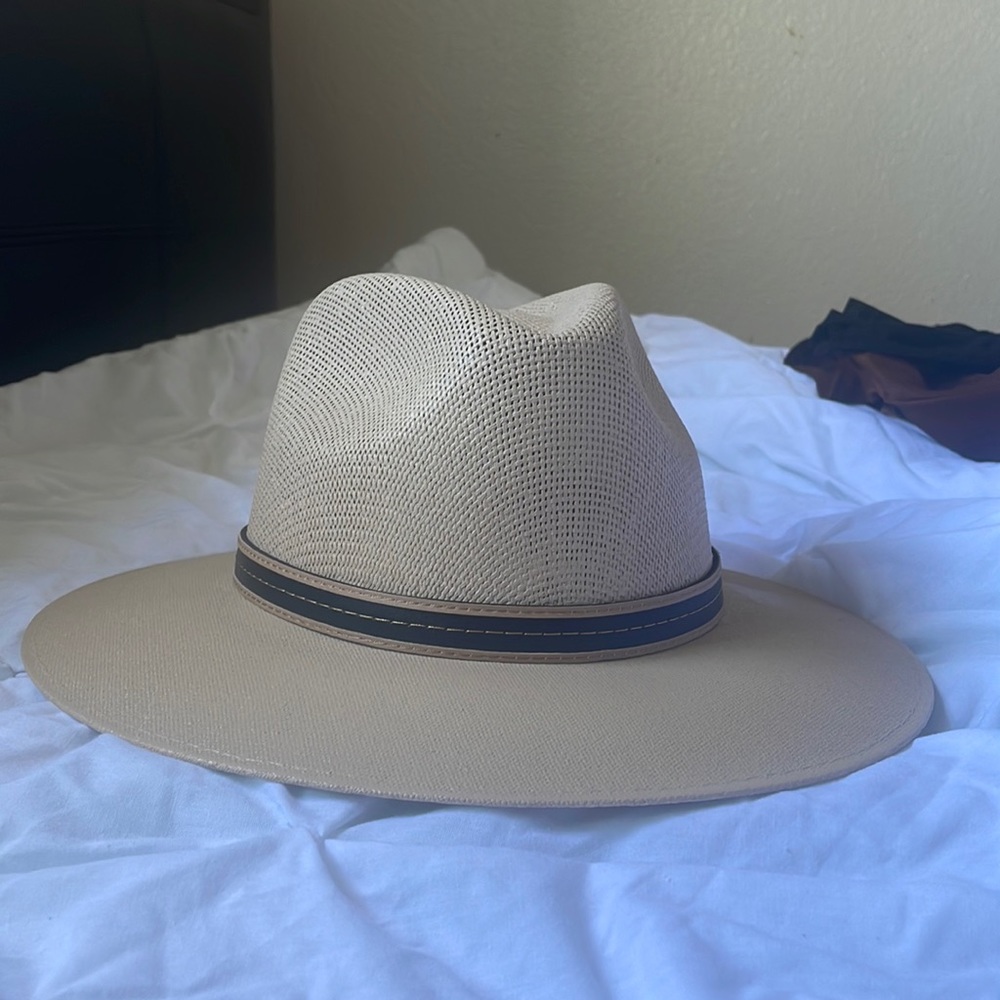 Light Beige Hat Size Large